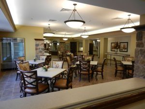 Villages On MacArthur dining area